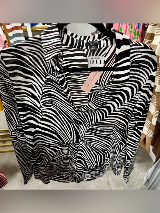 Ann Taylor Tops - Ann Taylor Black and White Zebra-Stripe Button Down Shirt